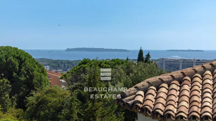 Villa provençale 6 chambres avec piscine – Mandelieu-La Napoule