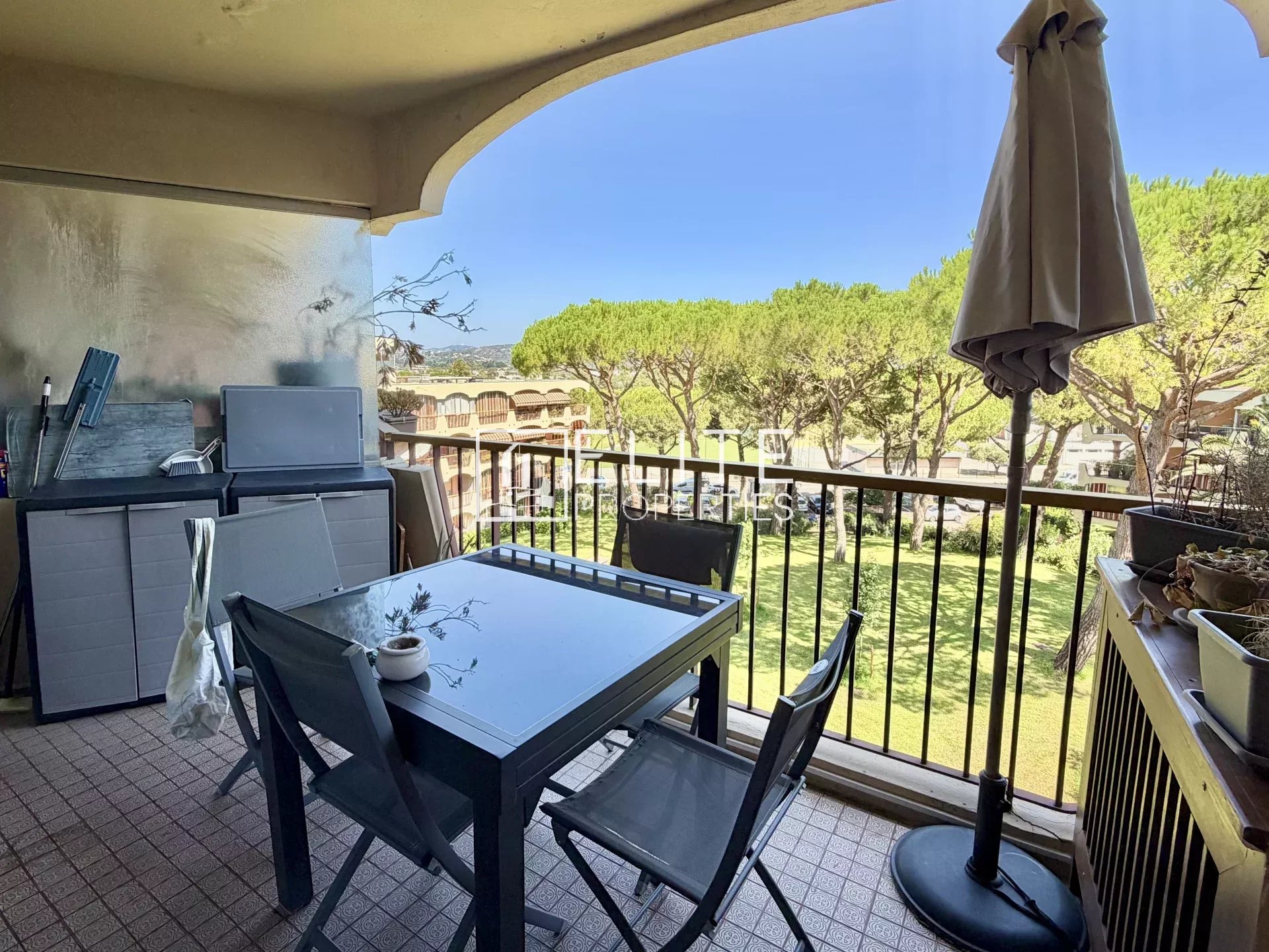 STUDIO 37m² COIN NUIT & TERRASSE - Mandelieu-la-Napoule