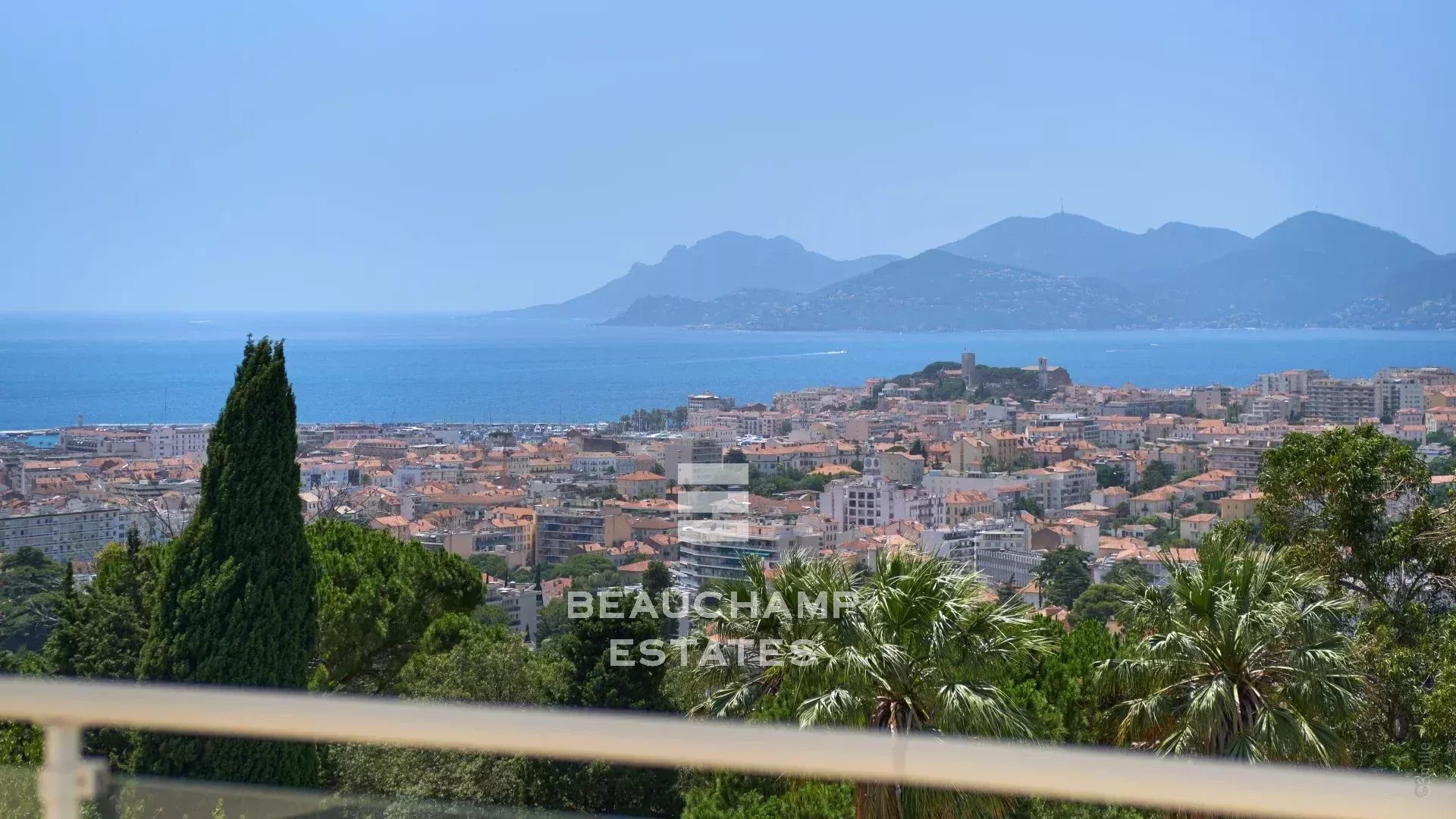 Villa moderne avec vue mer panoramique - Cannes Oxford