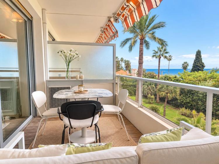 Cannes Basse Californie – Appartement 3 pièces - Terrasse - Vue mer - Parking