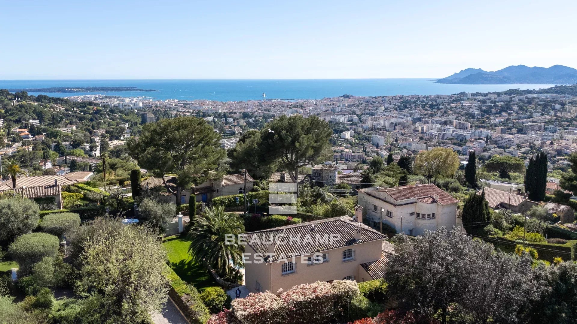 Villa provençale avec vue mer et Esterel